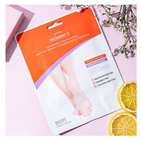 картинка JIGOTT Маска-носочки для стоп с витамином В12 Vita Solution 12 Brightening Foot Care Pack 20мл*1пара