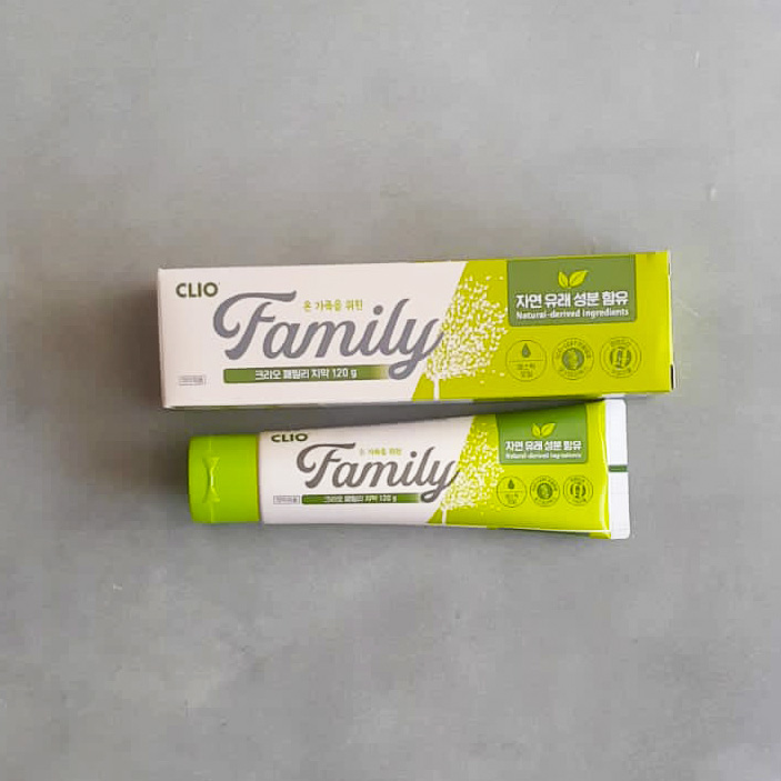 картинка Clio Зубная паста универсальная для всей семьи Family Natural-Derived Ingredients Toothpaste 120гр
