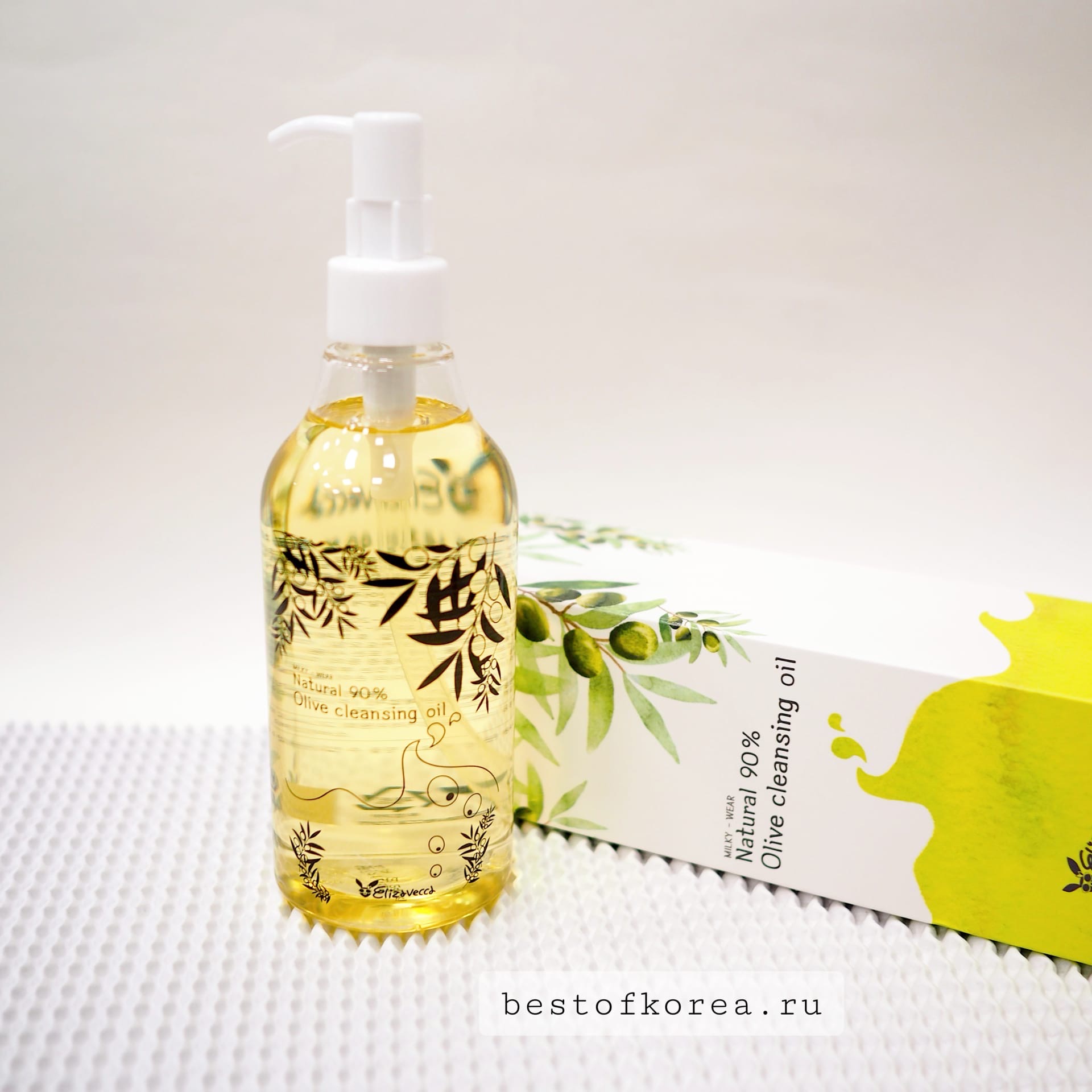 картинка Elizavecca Гидрофильное масло с экстрактом оливы Olive 90% Cleansing Oil 300мл
